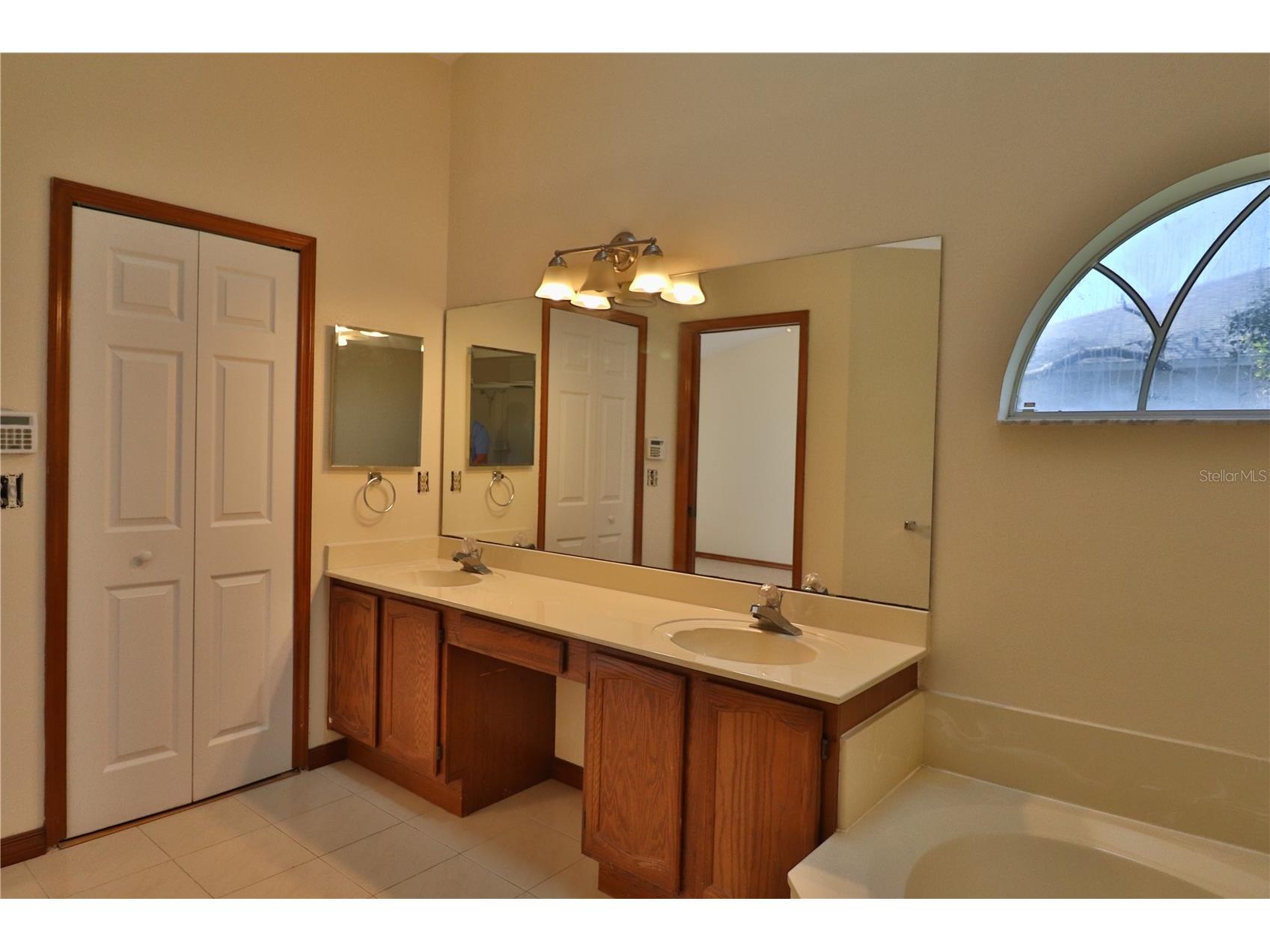1088 Tivoli Drive Deltona FL 32725 O6423253 image10