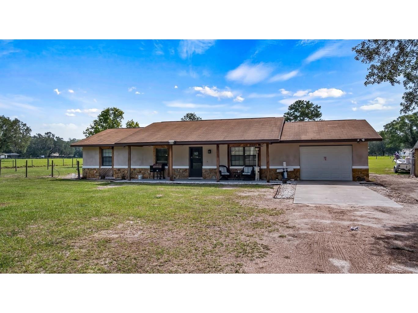 10885 Cr 753 Webster FL 33597 G5068818 image1