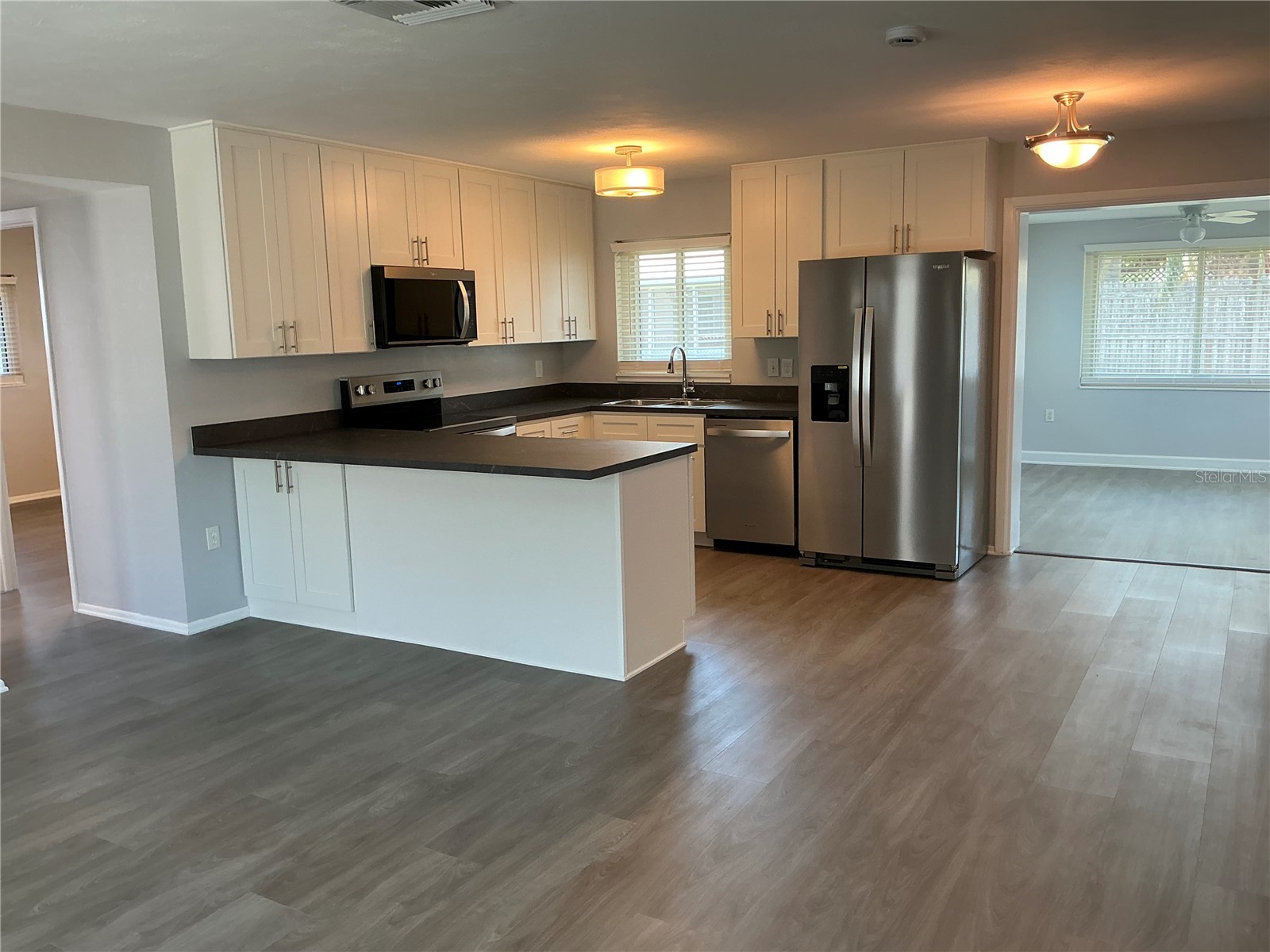 10888 Temple Avenue Seminole FL 33772 TB8515277 image2