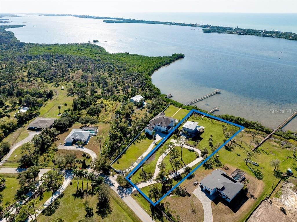 1089 Bayshore Drive Englewood FL 34223 - LEMON BAY N6141853 image1