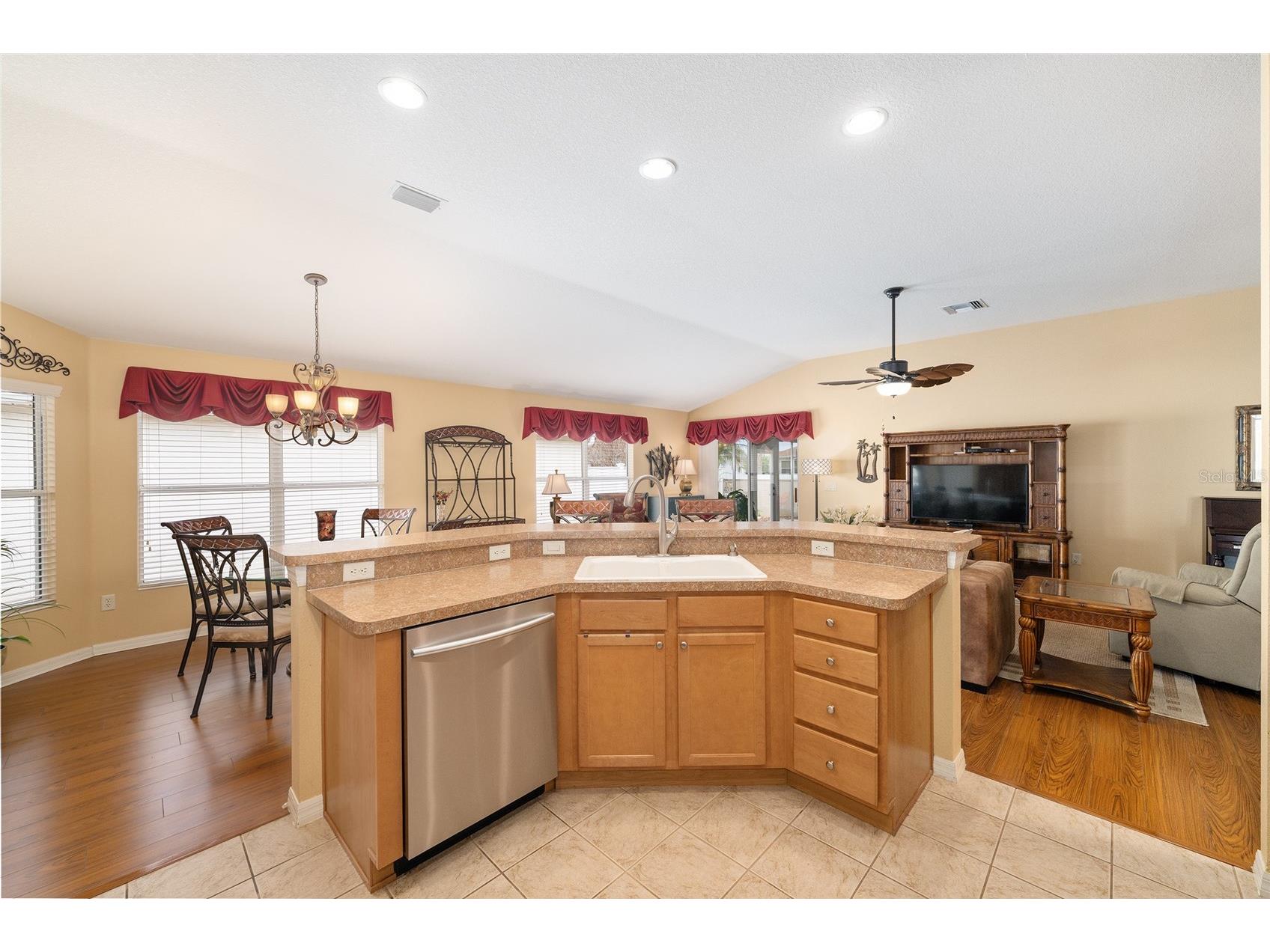 1089 Berg Court The Villages FL 32162 G5111913 image19