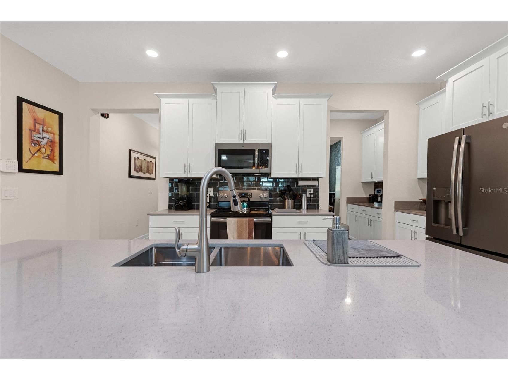 1089 Blackwolf Run Rd Davenport FL 33896 S5150917 image9