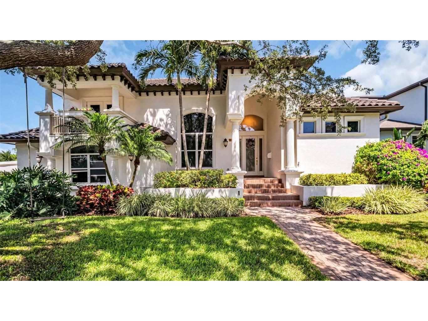 1089 Cordova Boulevard NE Saint Petersburg FL 33704 TB8448784 image1