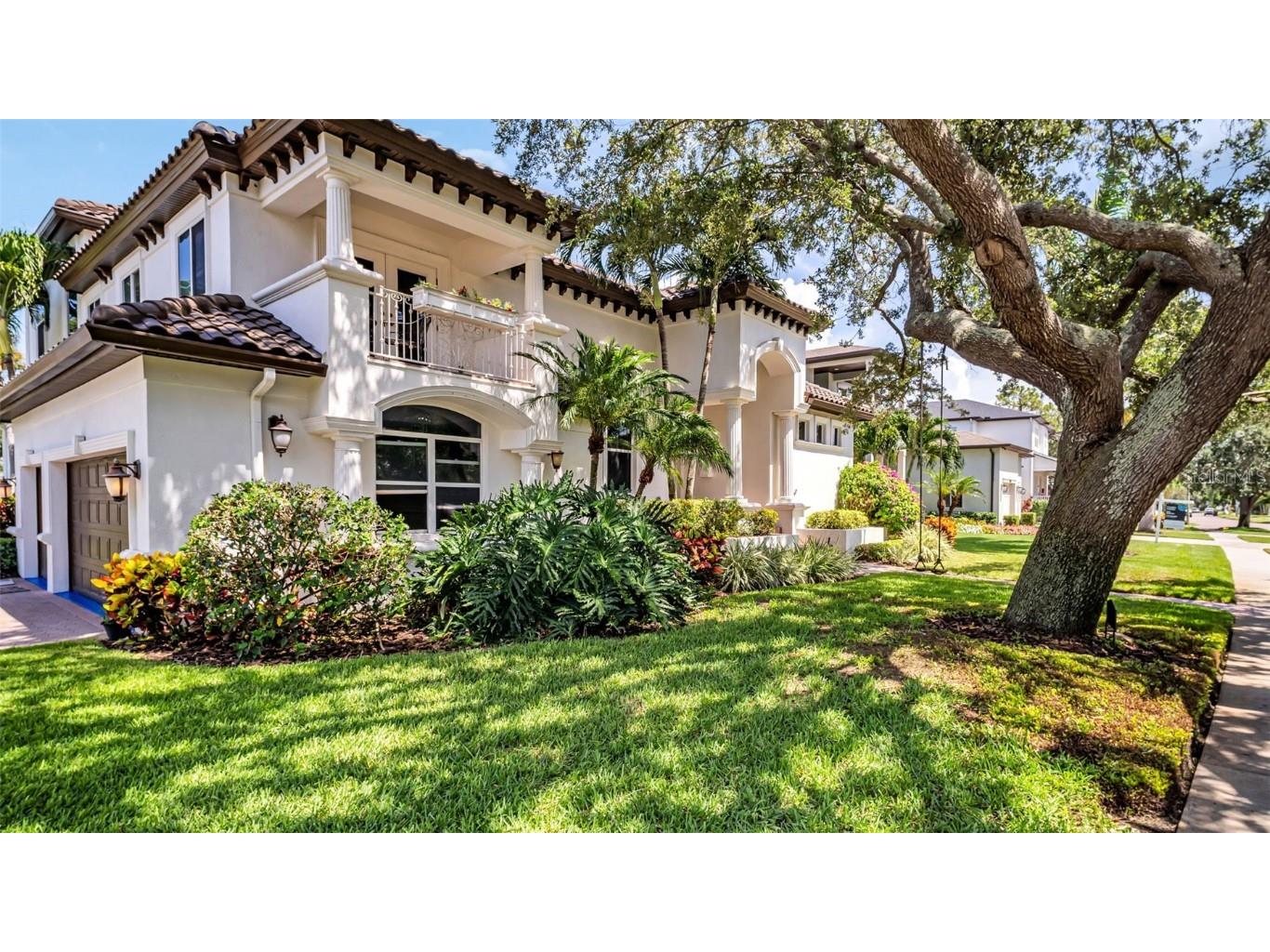 1089 Cordova Boulevard NE Saint Petersburg FL 33704 TB8448784 image2