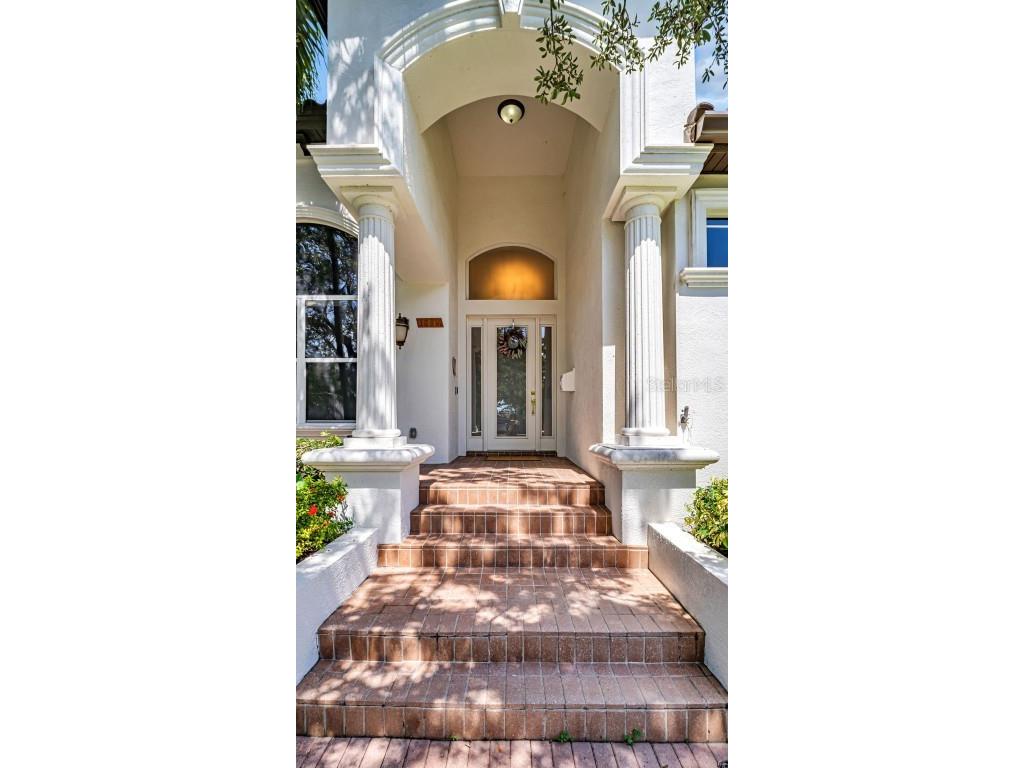 1089 Cordova Boulevard NE Saint Petersburg FL 33704 TB8448784 image3