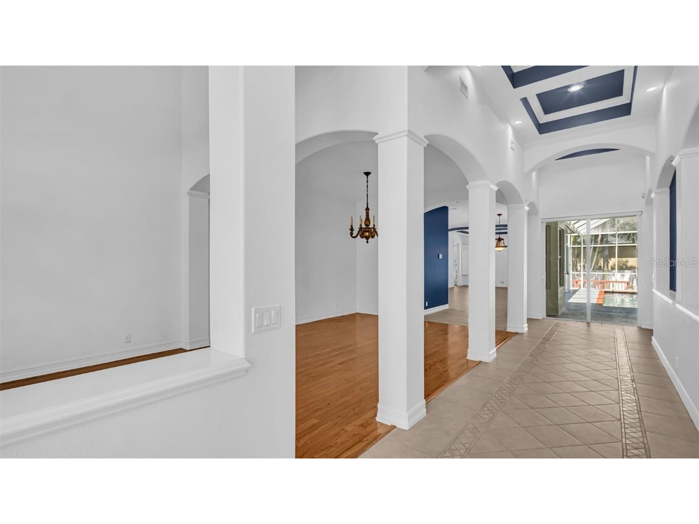 1089 Cordova Boulevard NE Saint Petersburg FL 33704 TB8448784 image4