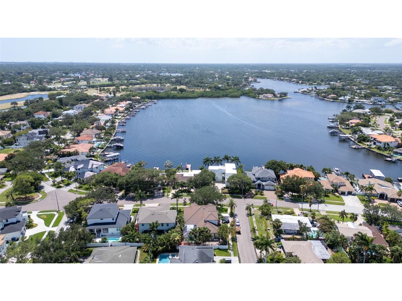 1089 Cordova Boulevard NE Saint Petersburg FL 33704 TB8448784 image65