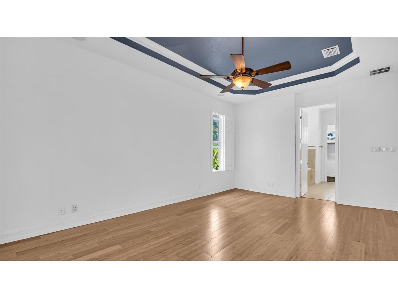 1089 Cordova Boulevard NE Saint Petersburg FL 33704 TB8448784 image8