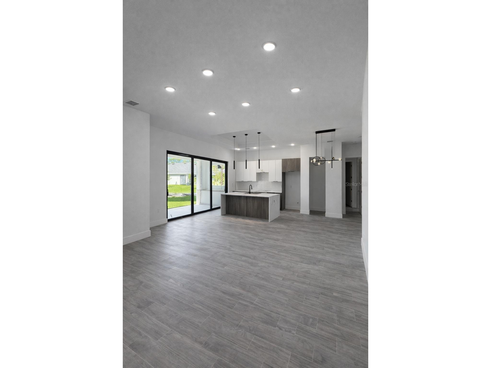 1089 Cornelius Boulevard Port Charlotte FL 33953 O6384140 image2