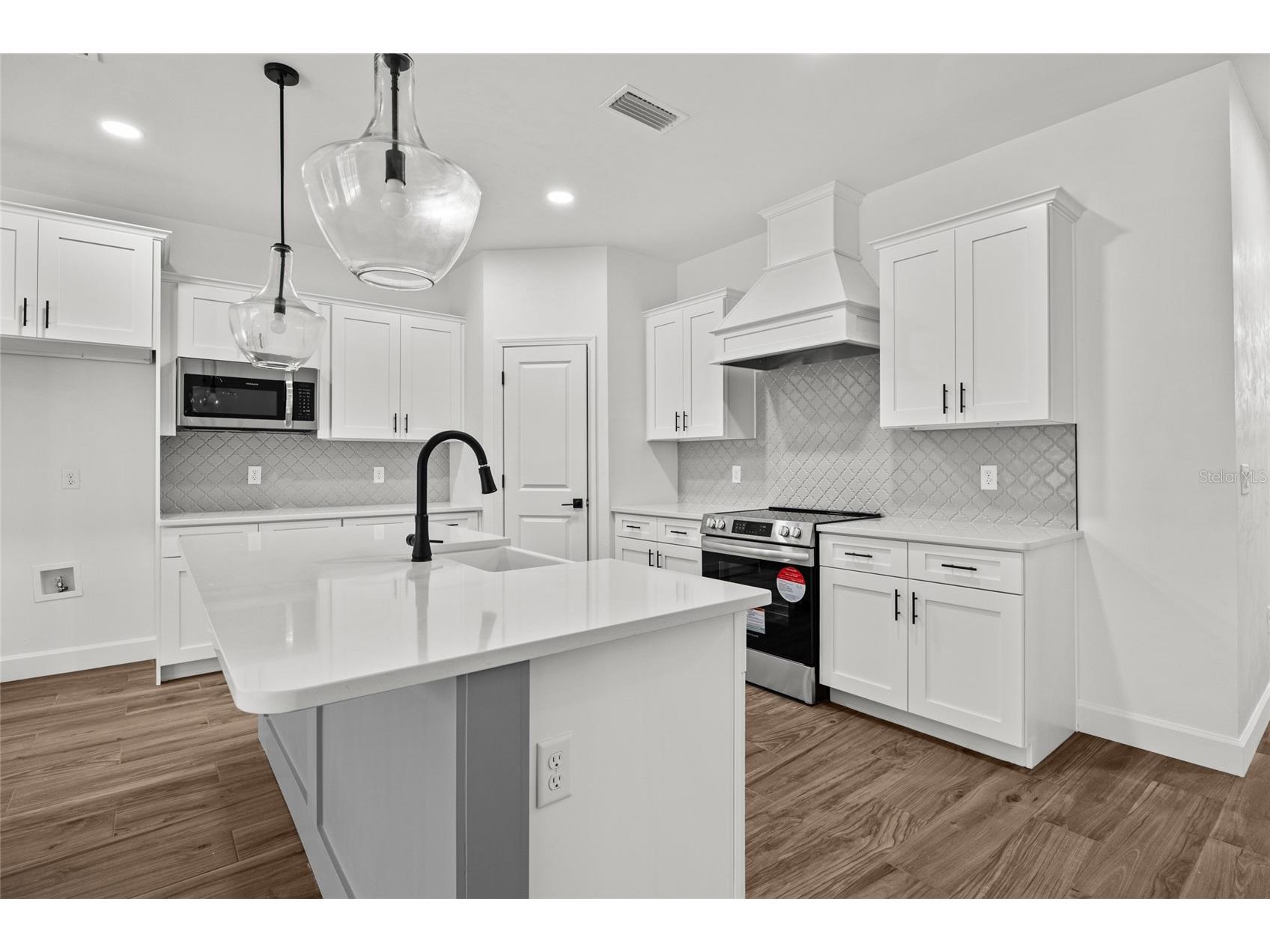 1089 SW 66th Terrace Gainesville FL 32607 GC536217 image4