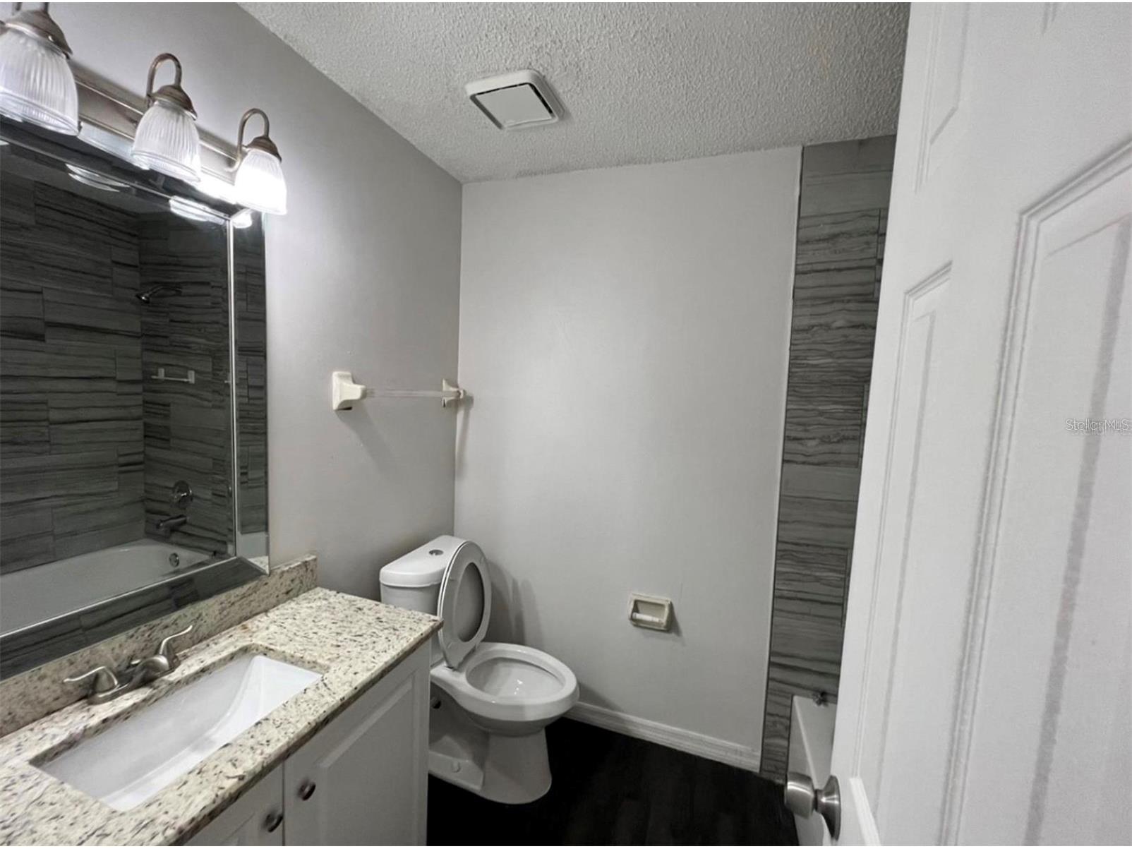 1089 Woodman Way Orlando FL 32818 O6397193 image4