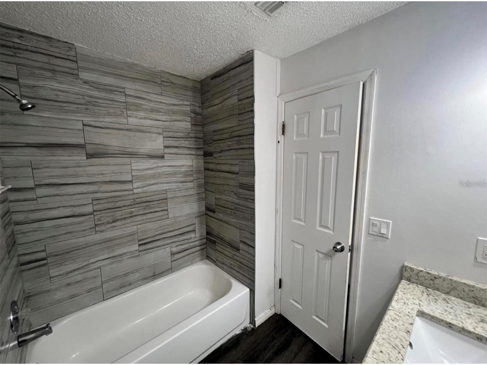 1089 Woodman Way Orlando FL 32818 O6397193 image9