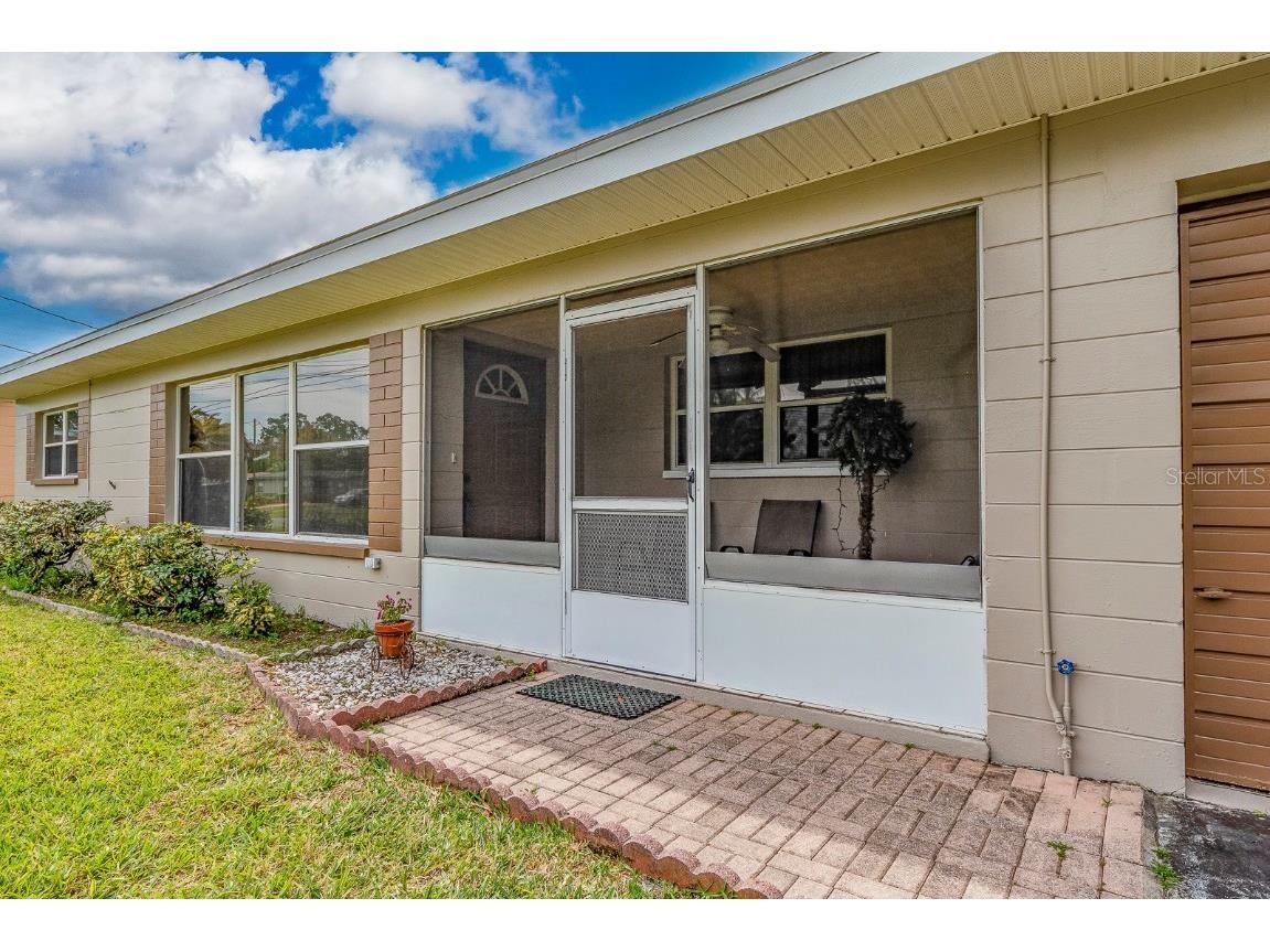 10890 Valencia Terrace Seminole FL 33772 U8239840 image1