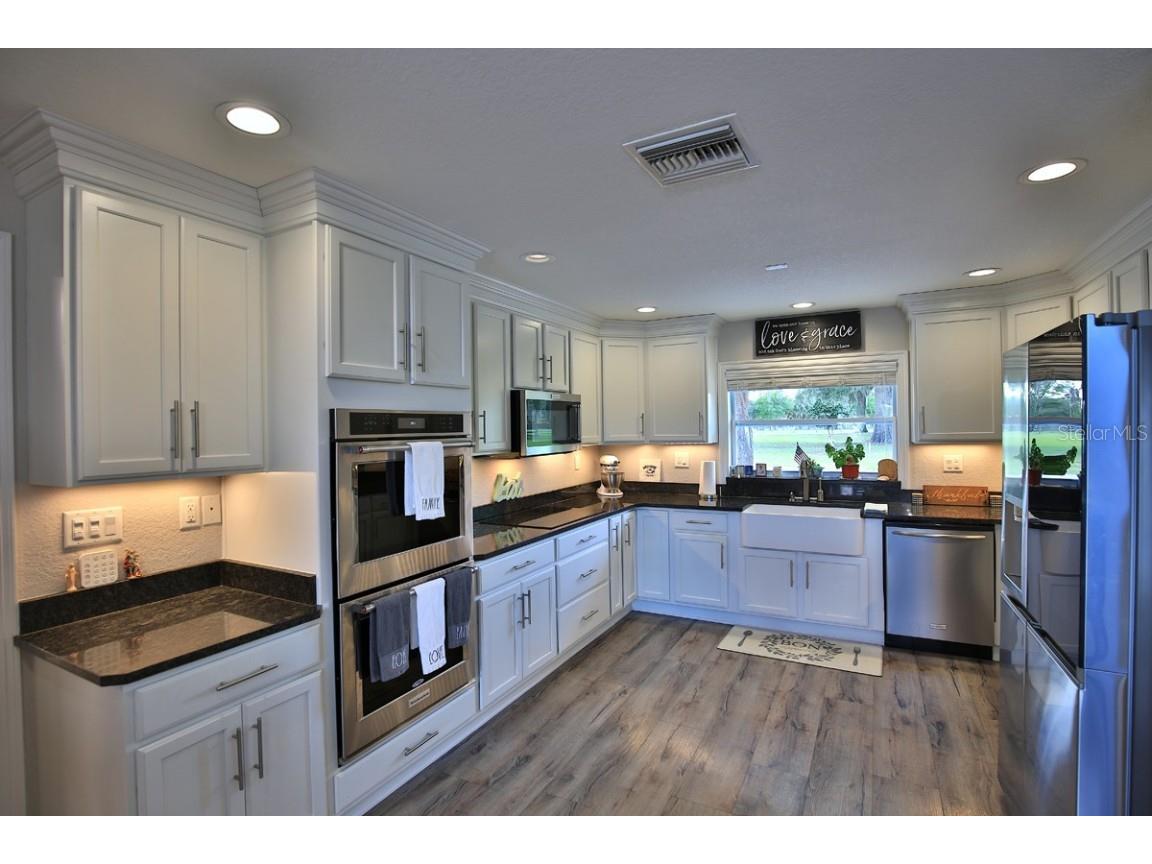 10893 SE 141 Avenue Road Ocklawaha FL 32179 - LAKE FAYE OM703382 image5