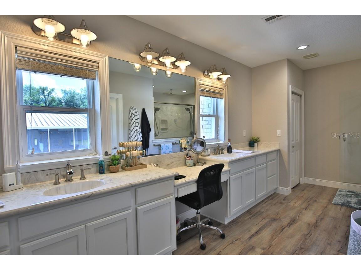 10893 SE 141 Avenue Road Ocklawaha FL 32179 - LAKE FAYE OM703382 image8