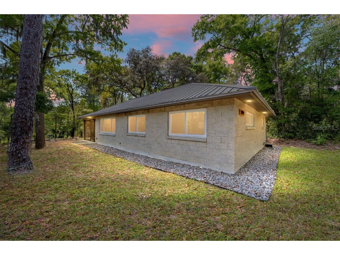 10894 SW 185th Terrace Dunnellon FL 34432 - RAINBOW RIVER TB8365488 image1