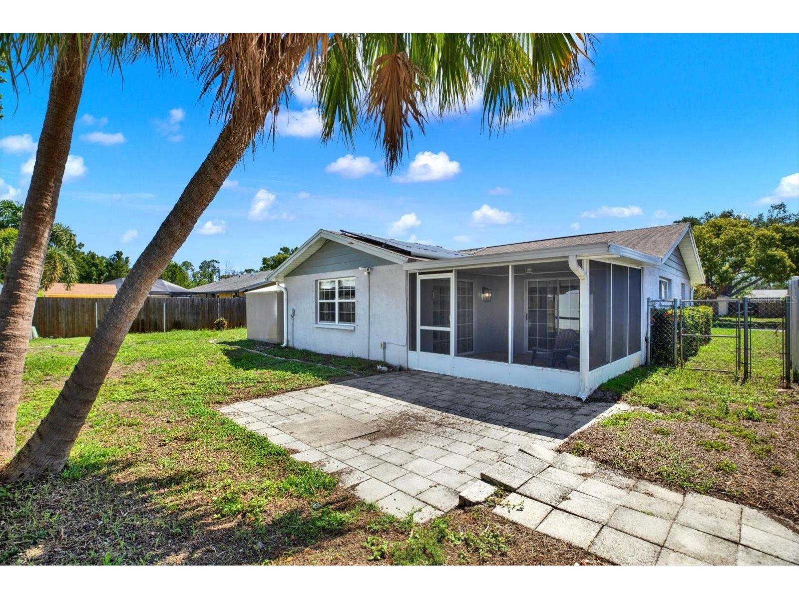 10898 119th Street N Seminole FL 33778 TB8516760 image25