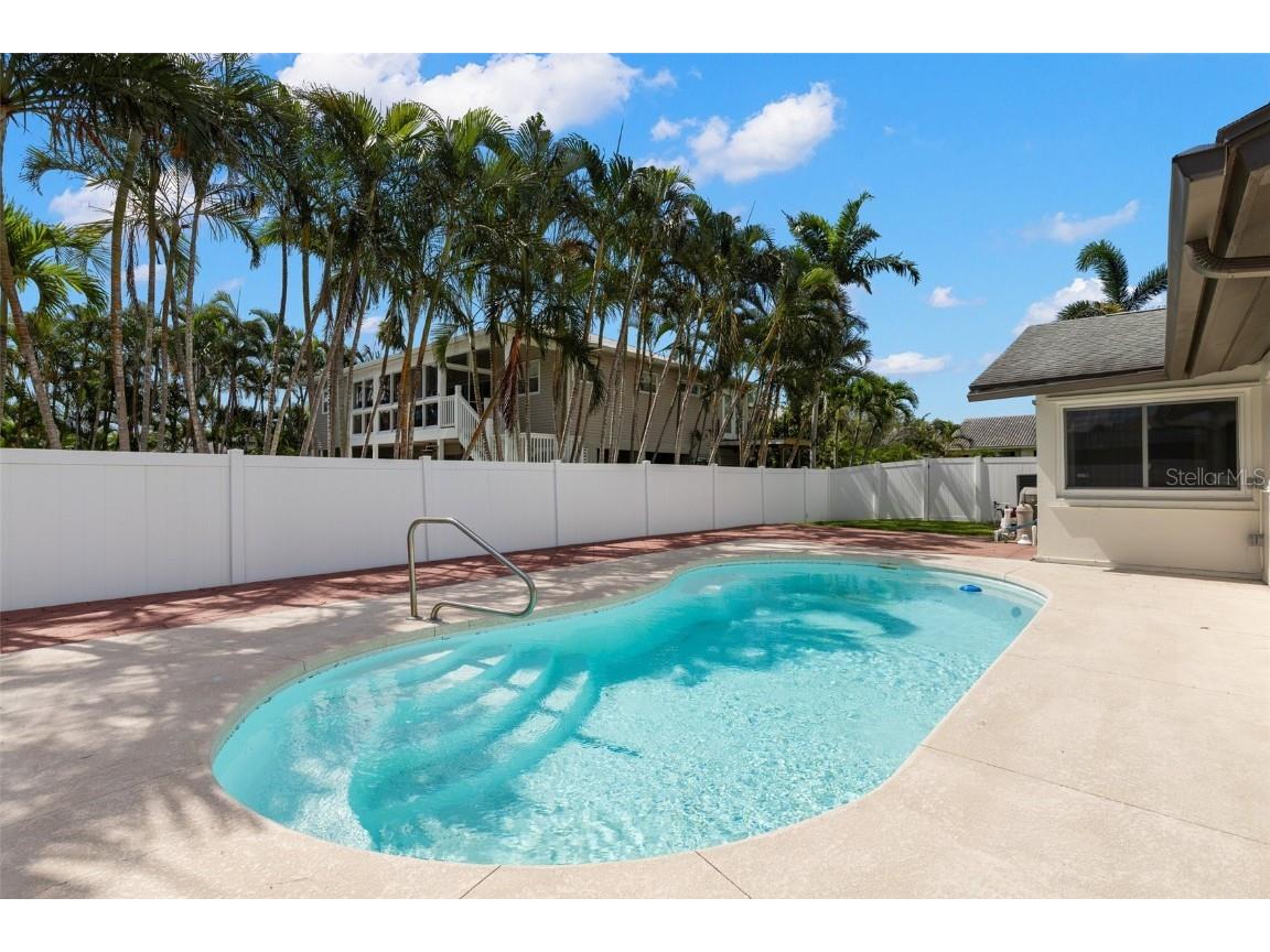 109 13th Street Belleair Beach FL 33786 TB8400103 image34