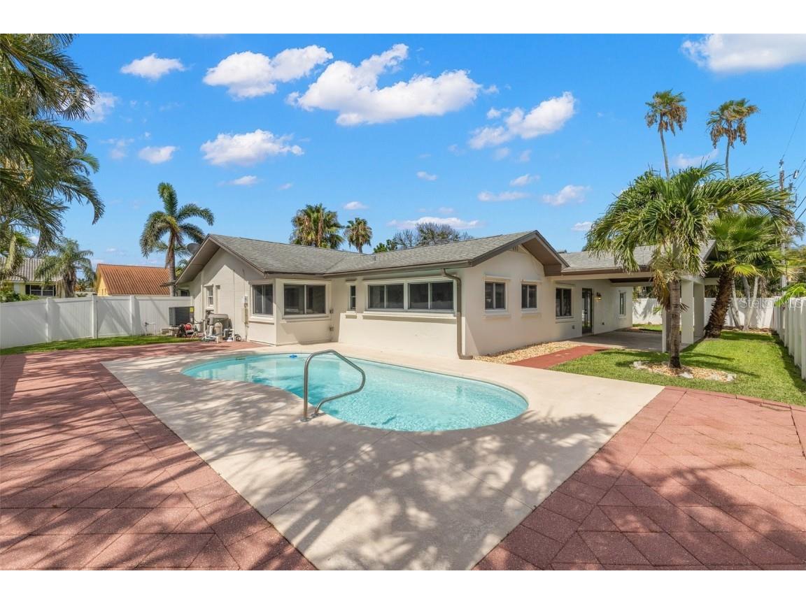 109 13th Street Belleair Beach FL 33786 TB8400103 image35