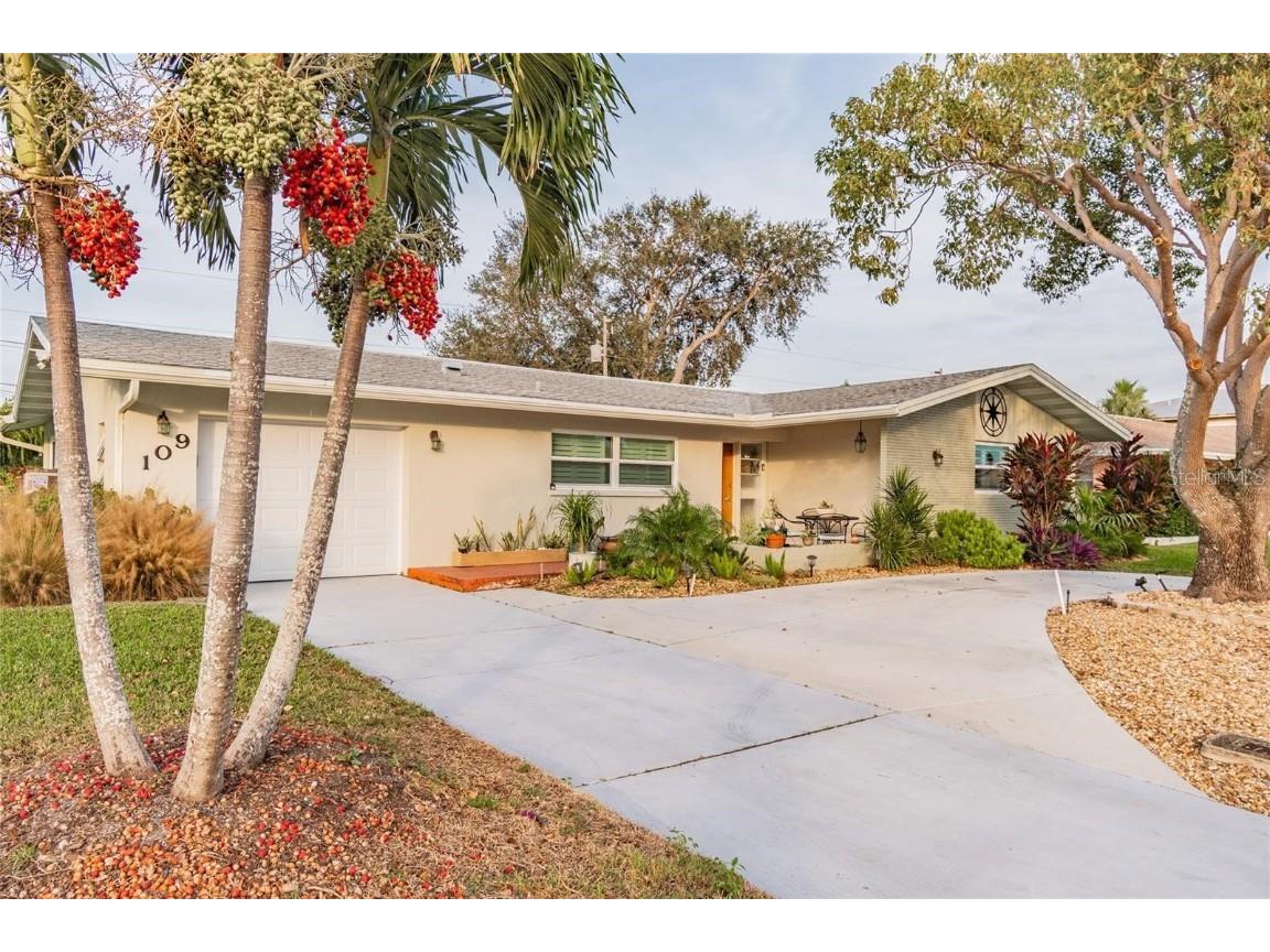 109 24th Street Belleair Beach FL 33786 U8236763 image1