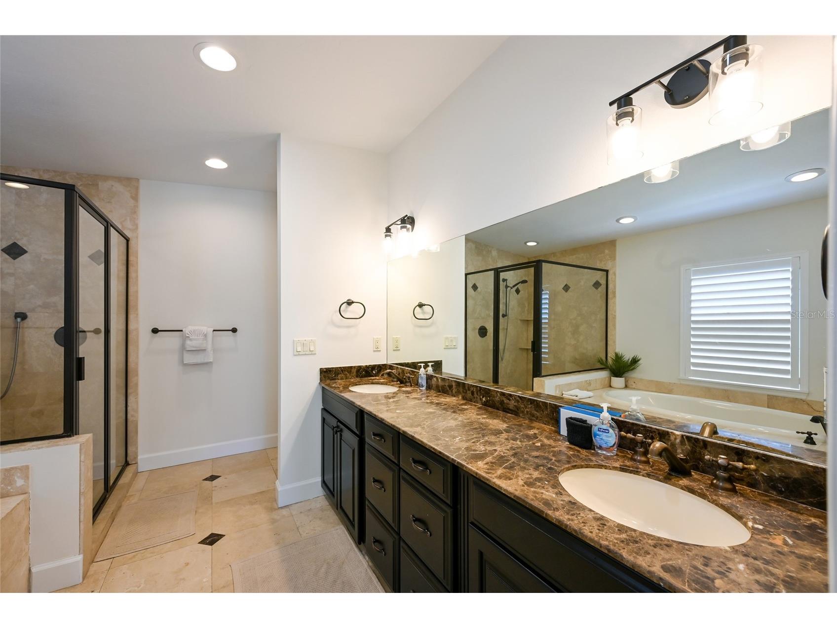 109 6th Street N #A & B Bradenton Beach FL 34217 A4692484 image24