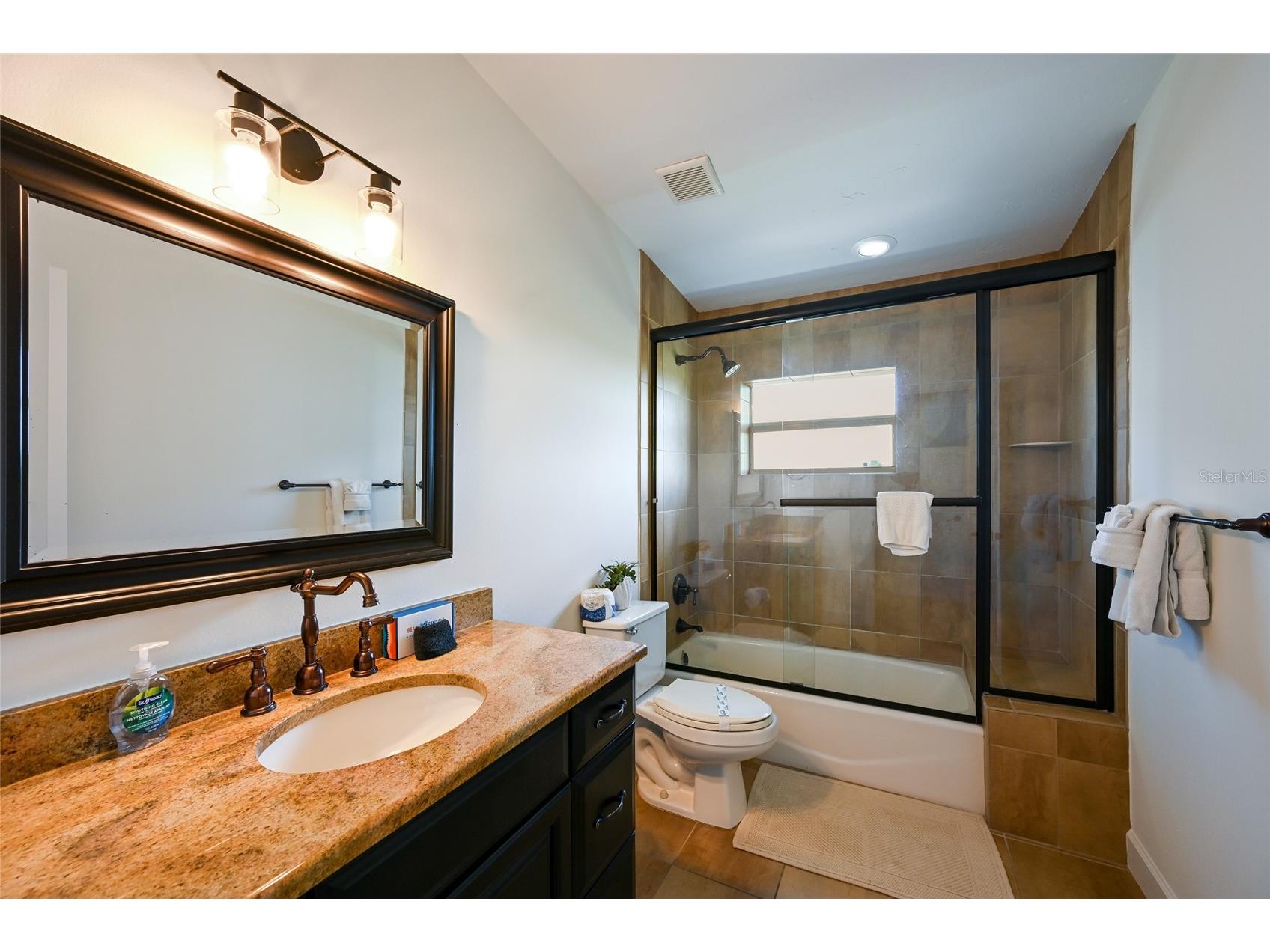 109 6th Street N #A & B Bradenton Beach FL 34217 A4692484 image29