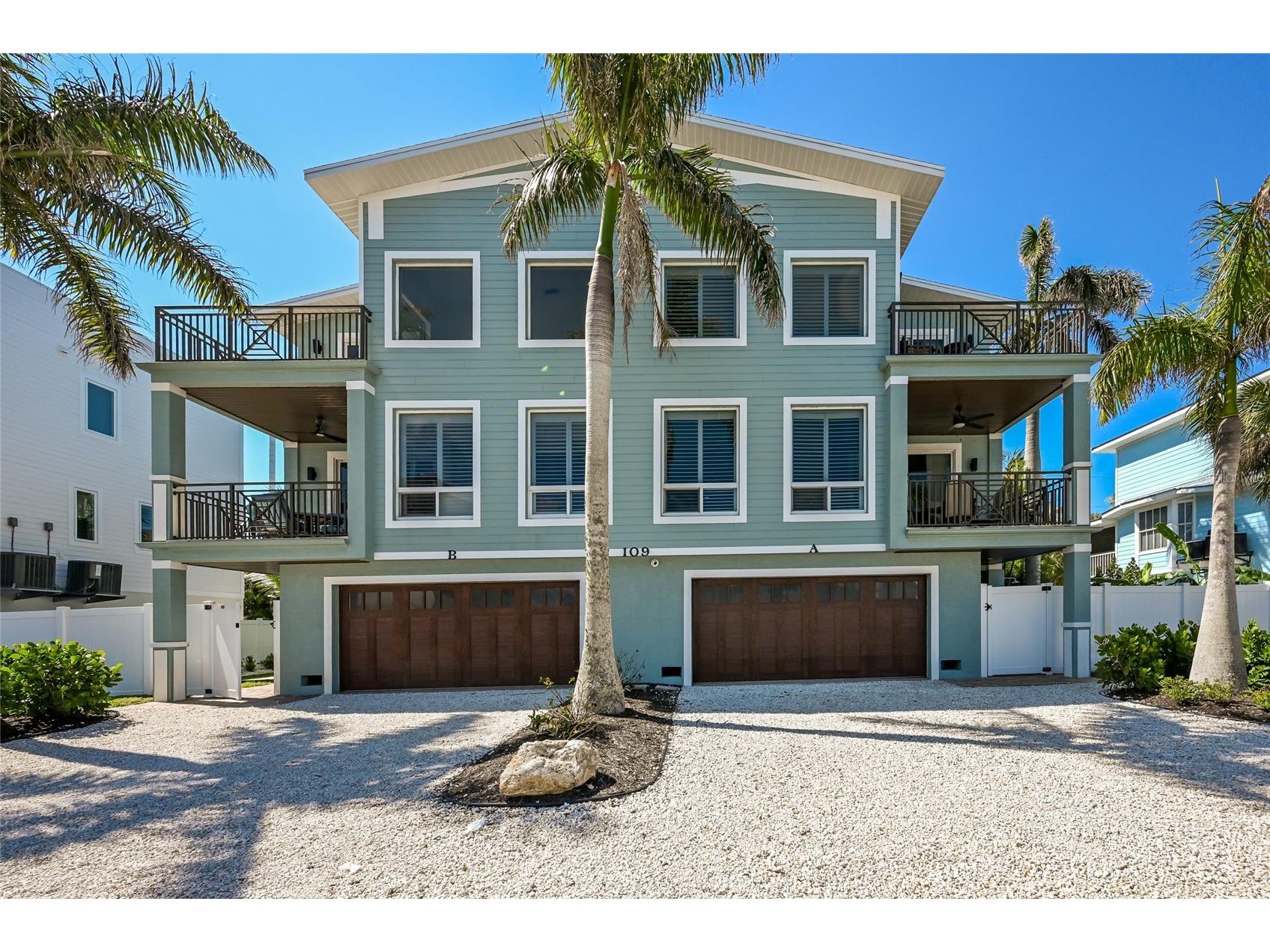 109 6th Street N #B Bradenton Beach FL 34217 A4693629 image1