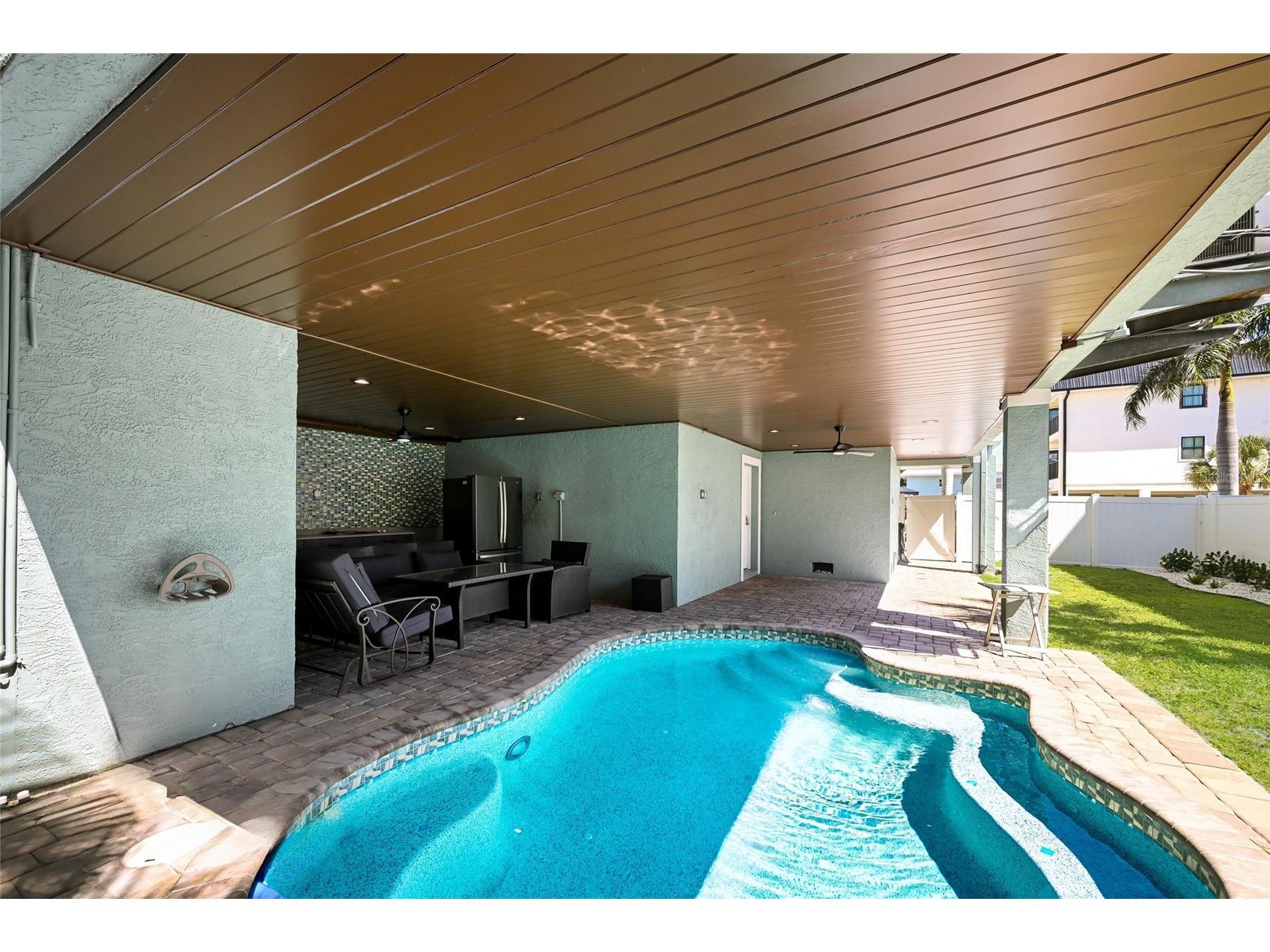 109 6th Street N #B Bradenton Beach FL 34217 A4693629 image34