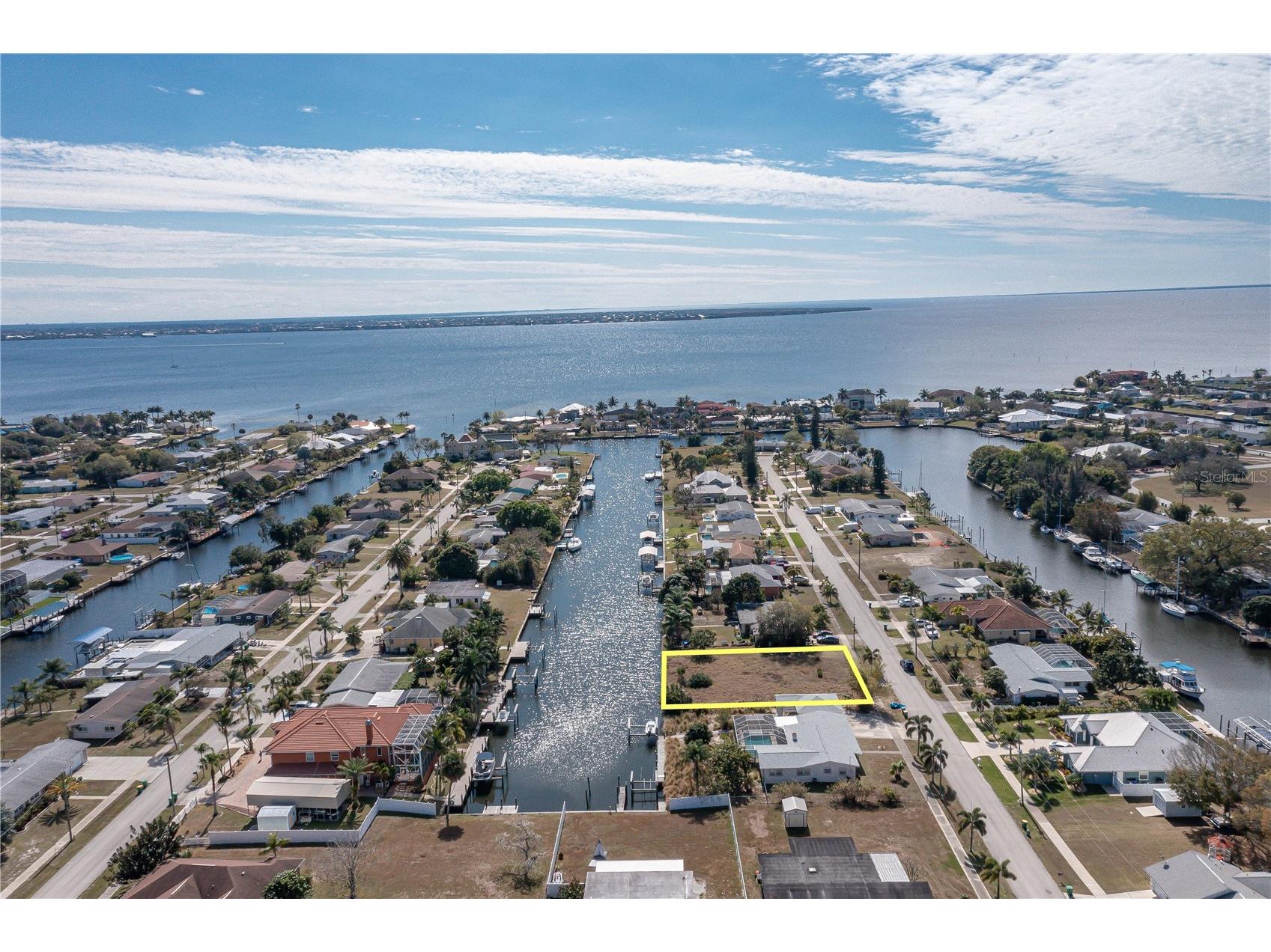 109 Baldwin Court SE Port Charlotte FL 33952 - ROSELLE WATERWAY C7520326 image1