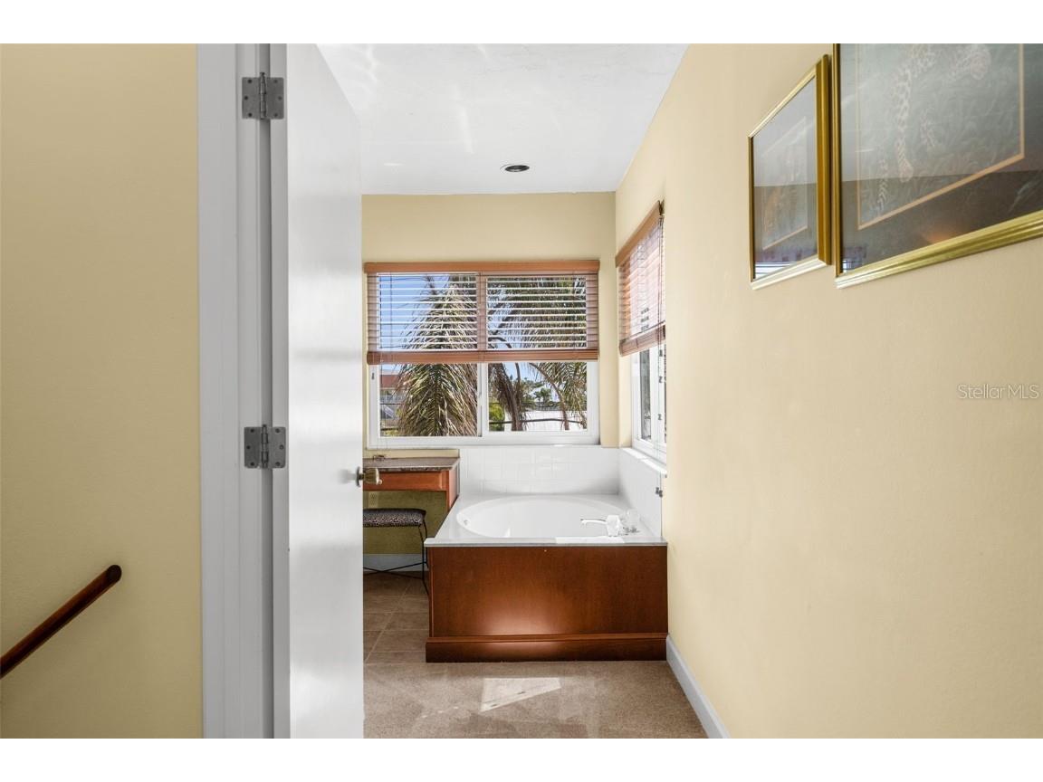 109 Bayshore Road #10 Nokomis FL 34275 - BLACKBURN BAY AKA INTRACOASTAL N6137805 image17