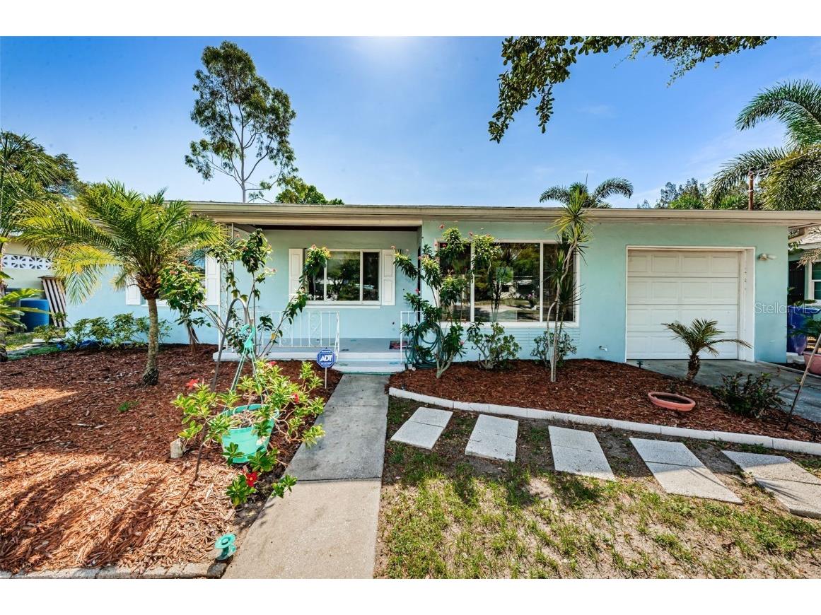 109 Broadway Dunedin FL 34698 U8208045 image1