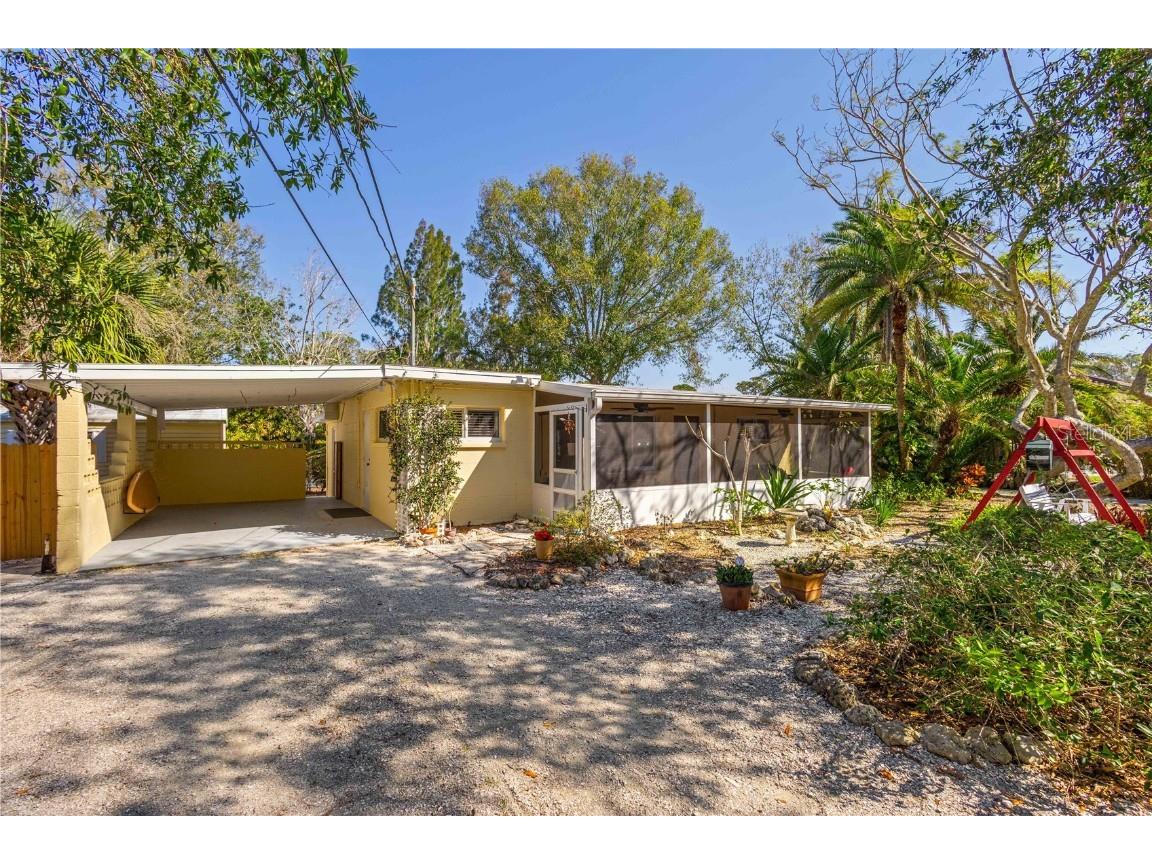 109 Burney Road Osprey FL 34229 A4642733 image1