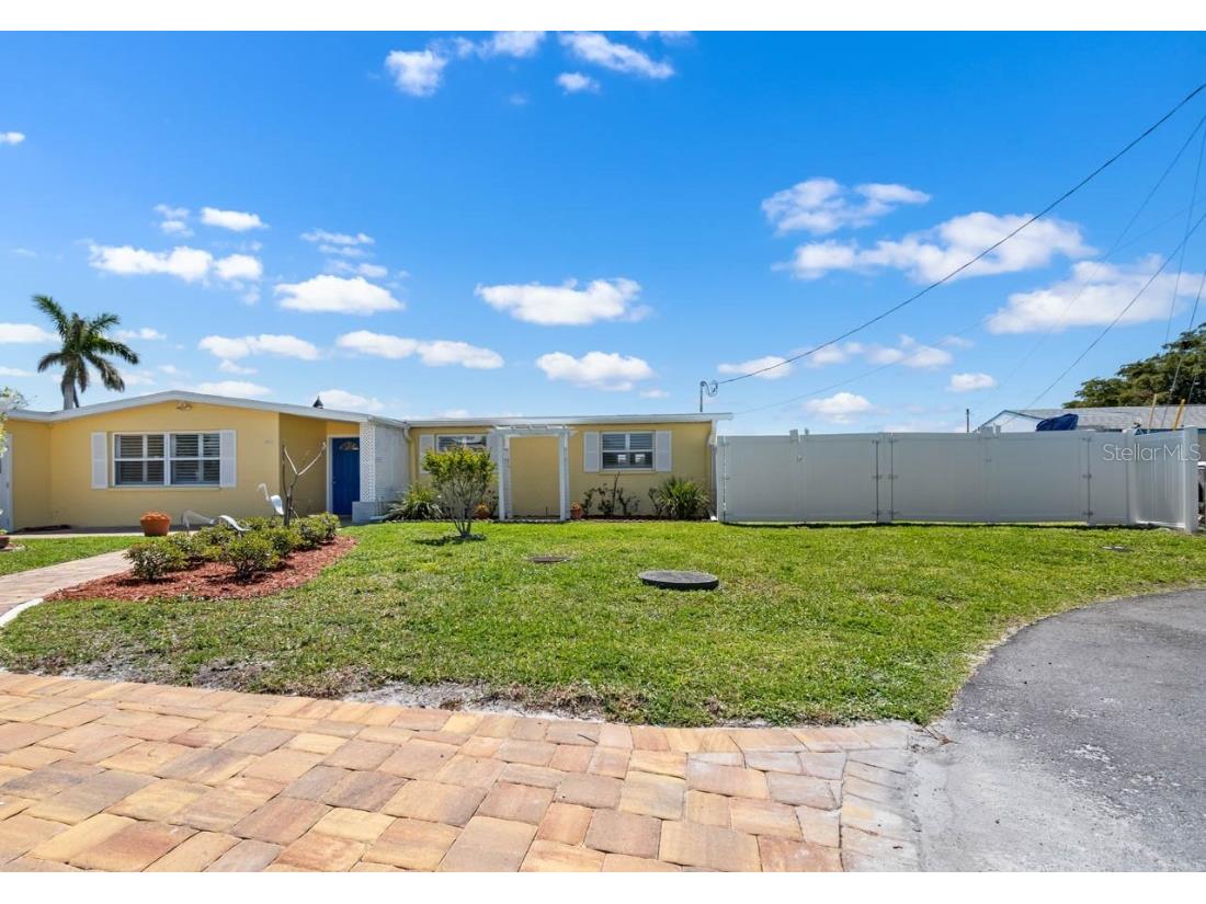 109 Carmelina Street Ruskin FL 33570 - LITTLE MANATEE RIVER TB8366706 image4