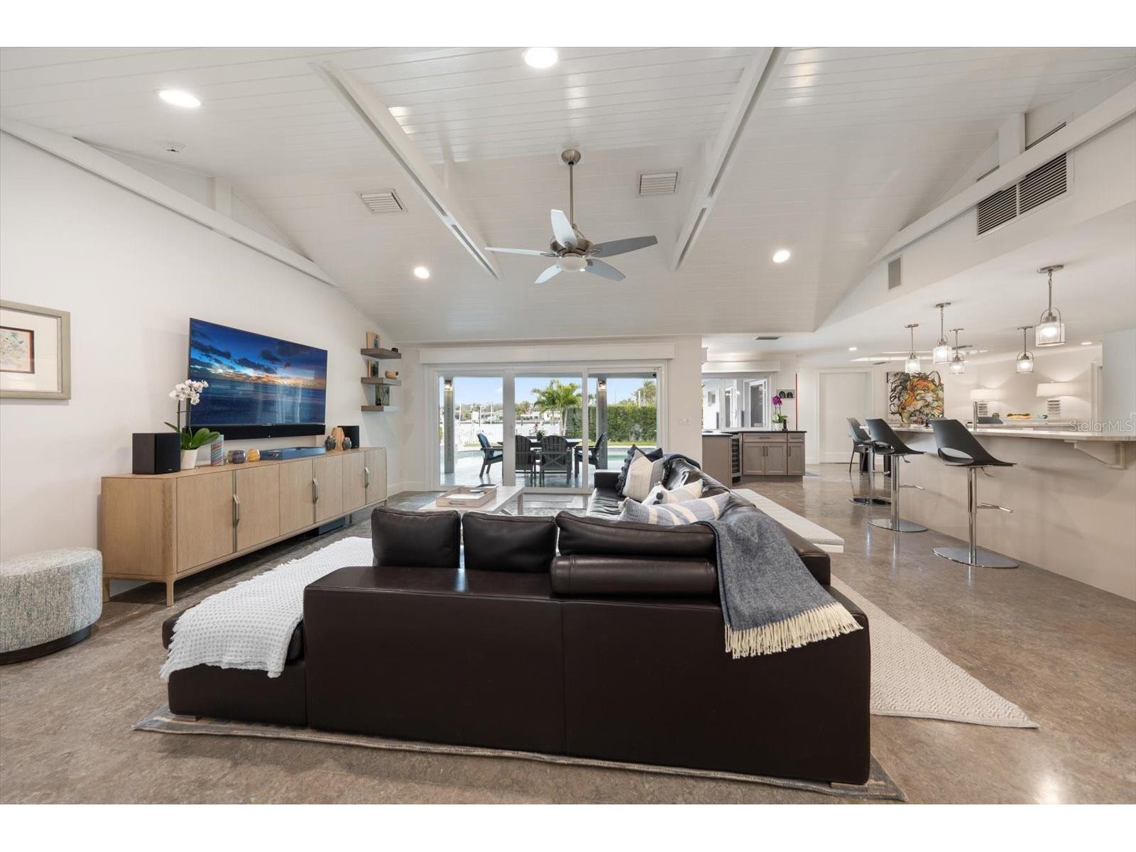 109 Driftwood Lane Largo FL 33770 TB8484607 image23