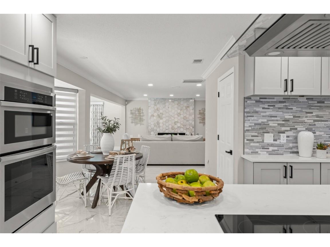 109 E 12th Avenue Windermere FL 34786 - LAKE BESSIE O6368253 image18