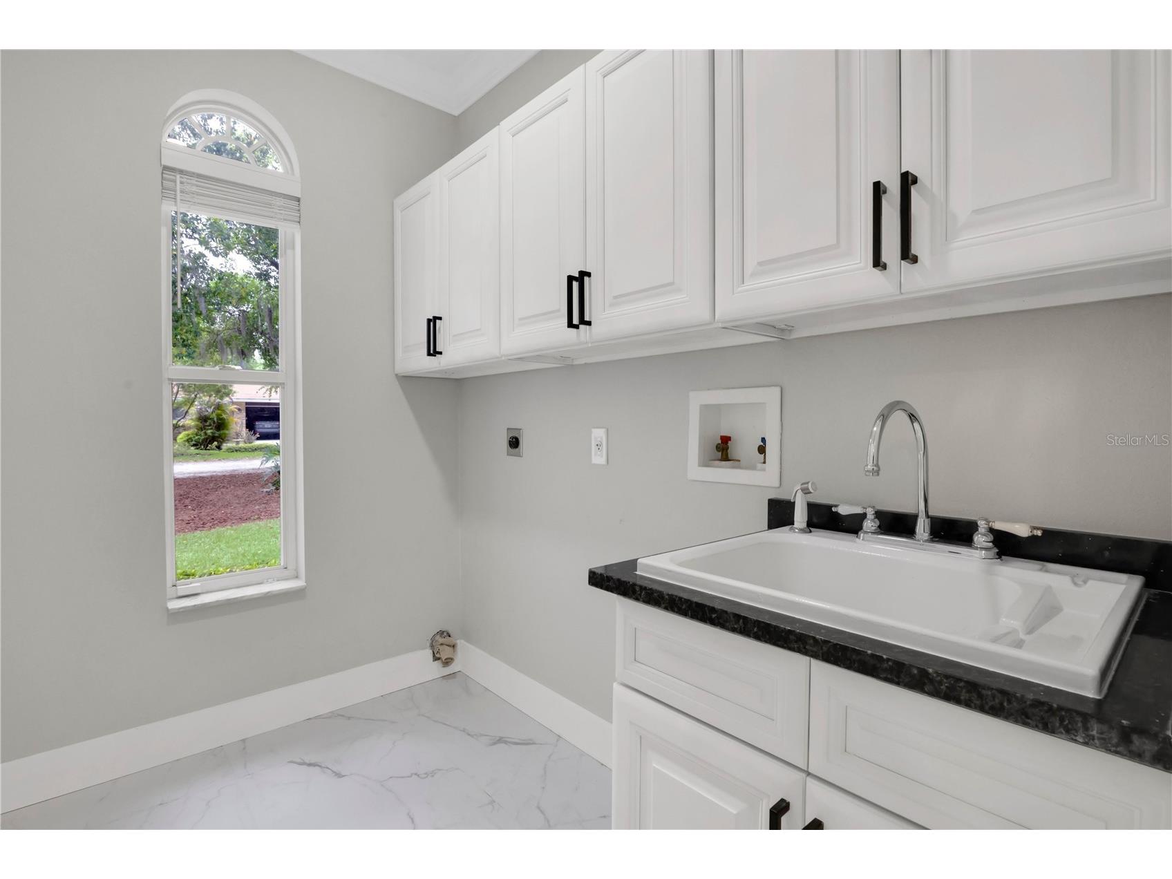 109 E 12th Avenue Windermere FL 34786 - LAKE BESSIE O6394569 image23