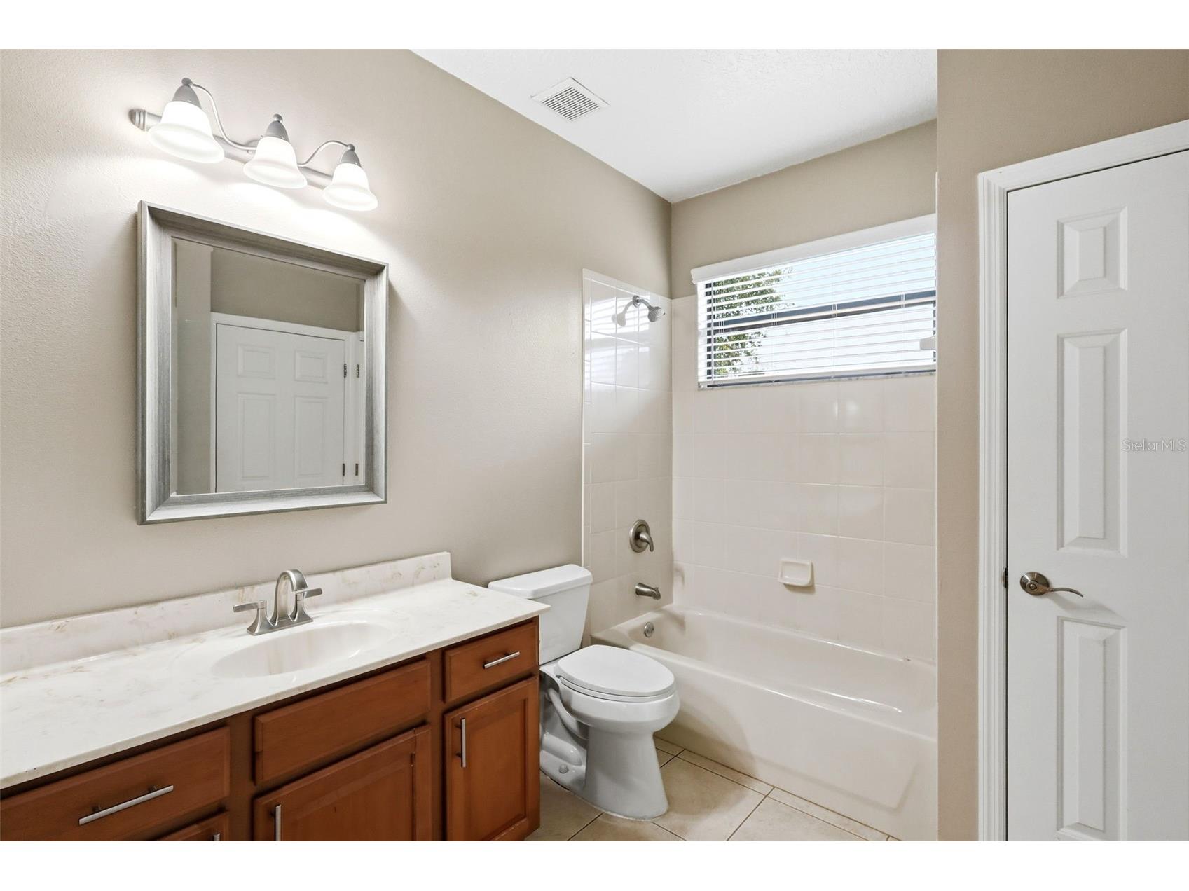 109 Elissar Drive Debary FL 32713 V4949923 image35