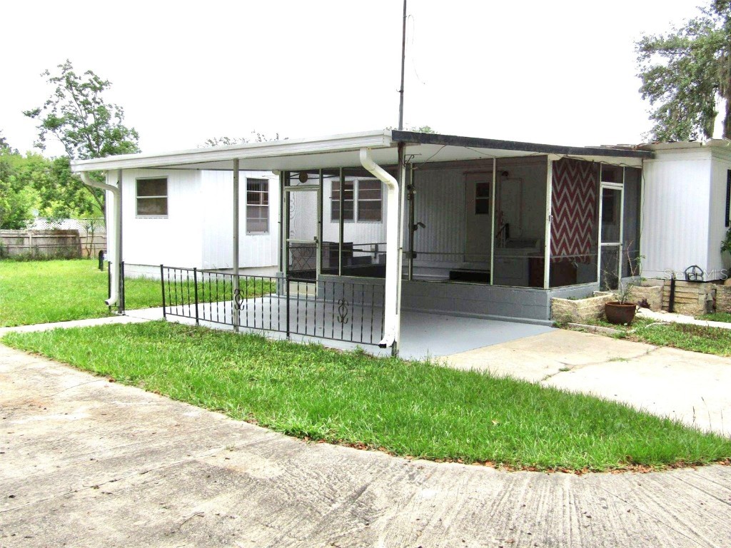 109 Evergreen Terrace Deland FL 32724 V4931715 image1