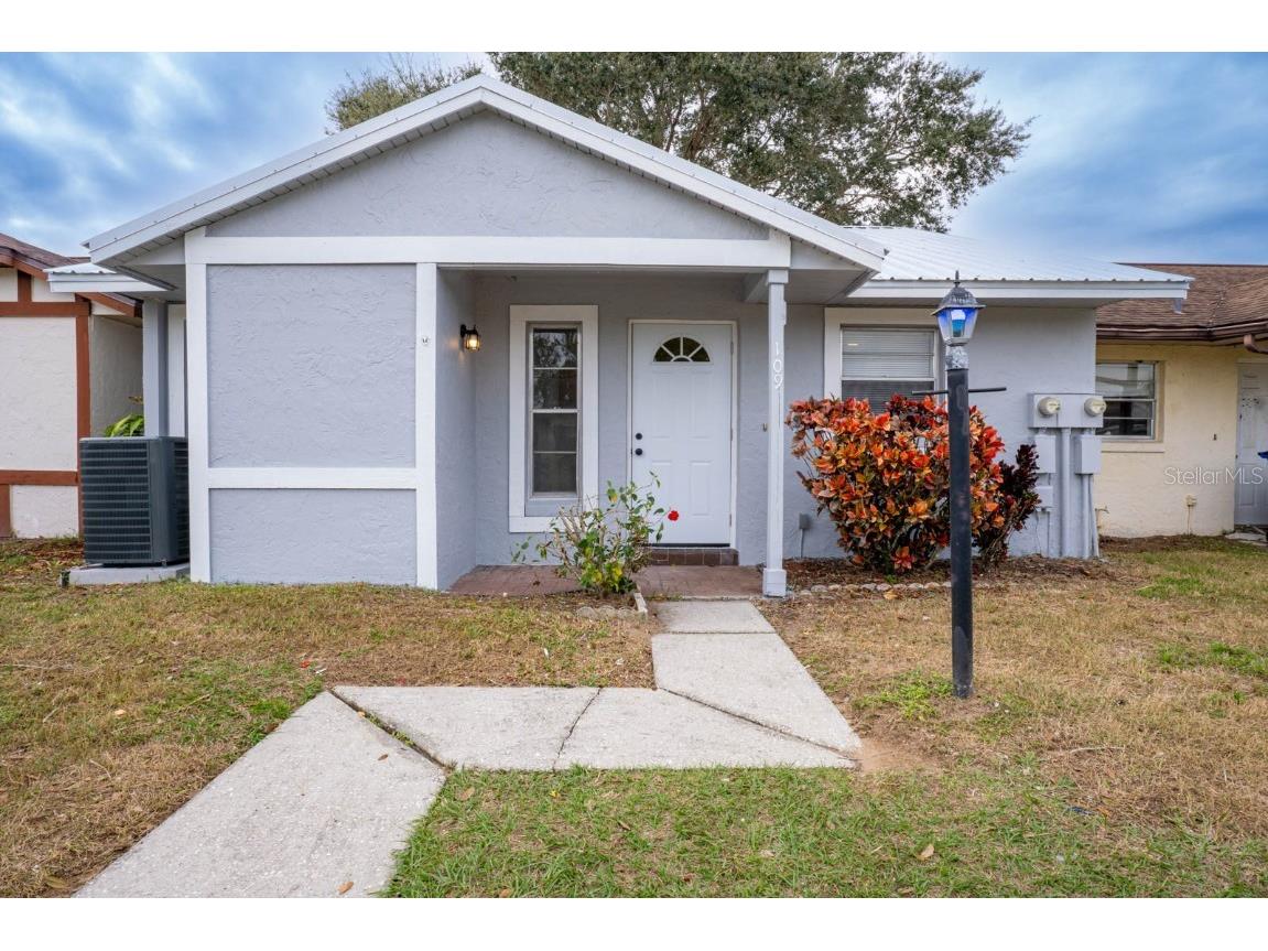 109 Fairway Drive Lake Placid FL 33852 L4941453 image1