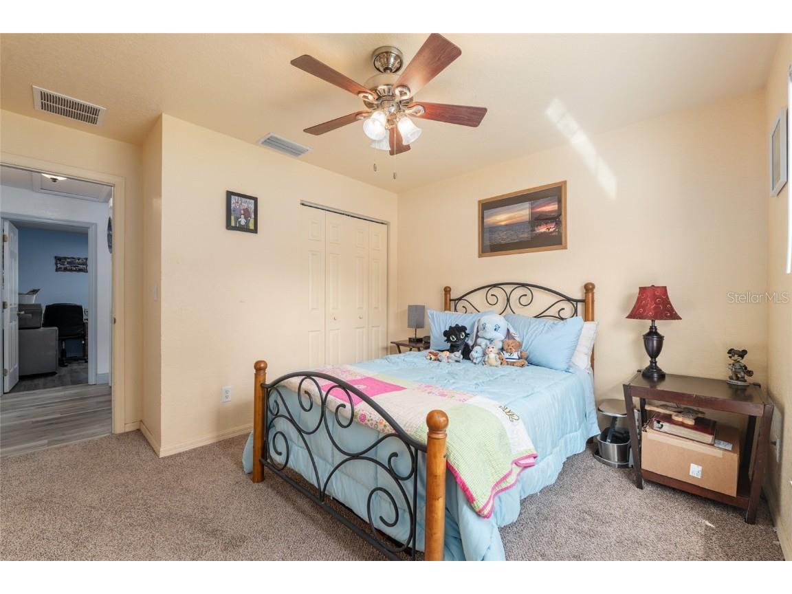 109 Fisher Way Ocklawaha FL 32179 OM710145 image40