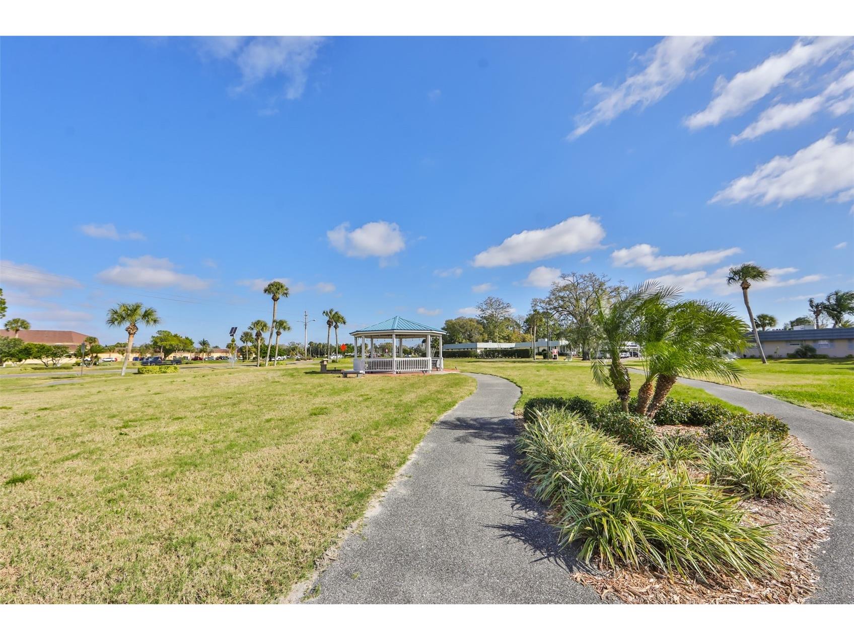 109 Glendower Circle Sun City Center FL 33573 TB8512802 image44
