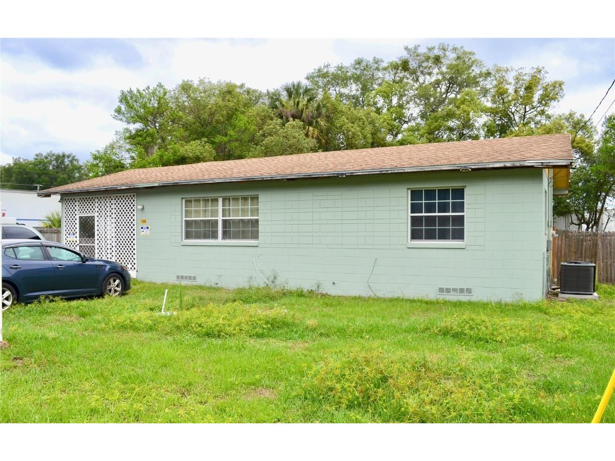 109 Grace Street Deland FL 32724 V4930435 image1