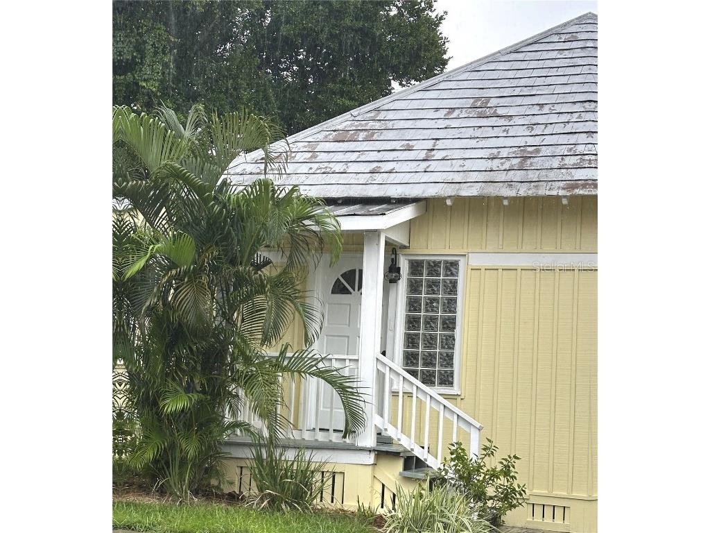 109 Hibiscus Street #1 Tarpon Springs FL 34689 TB8309421 image3