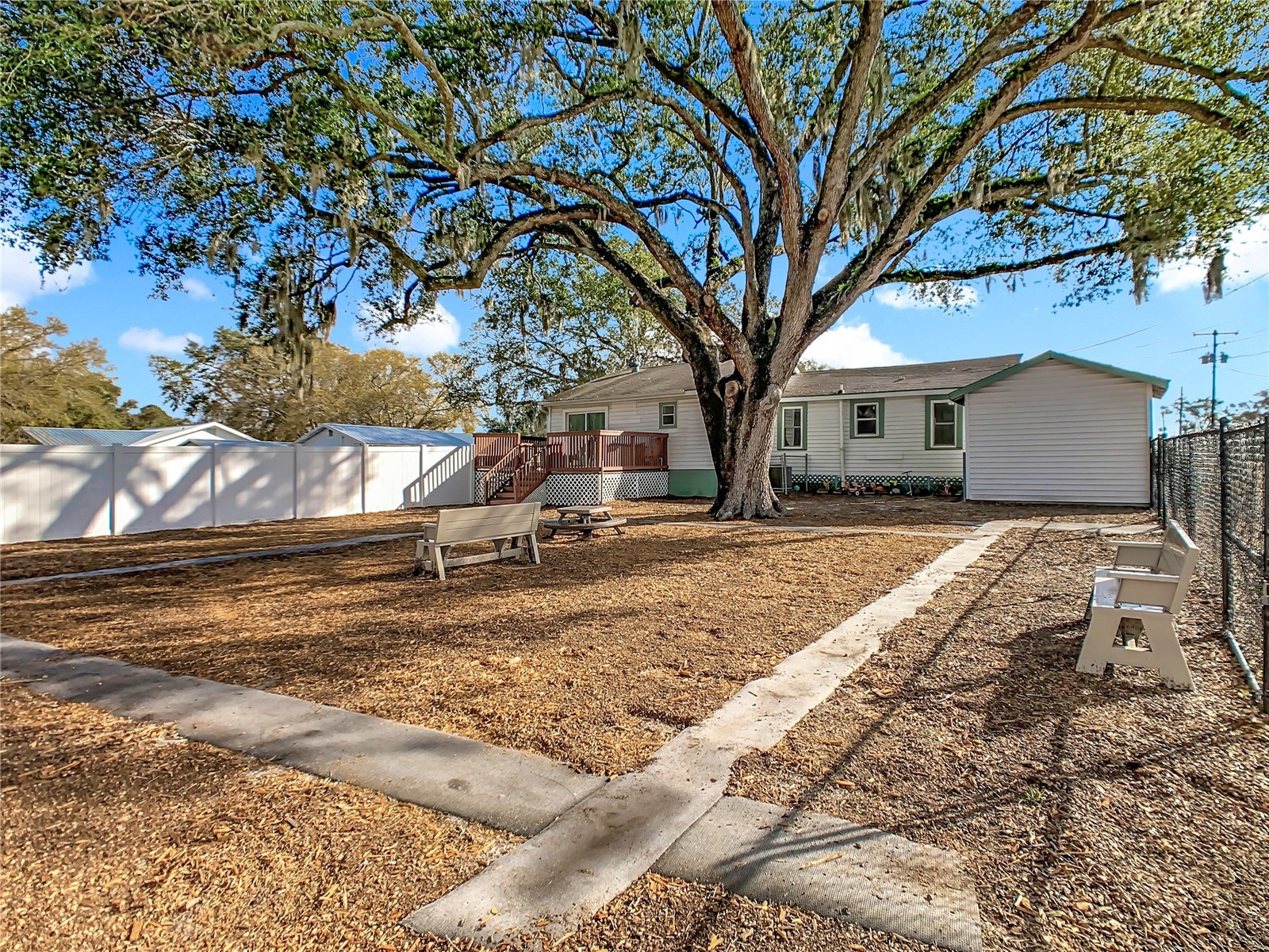 109 Laura Street Dundee FL 33838 L4959469 image28