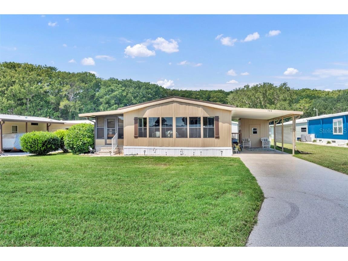 109 Lyonia Lane Wildwood FL 34785 - LAKE OKAHUMPKA G5101543 image1