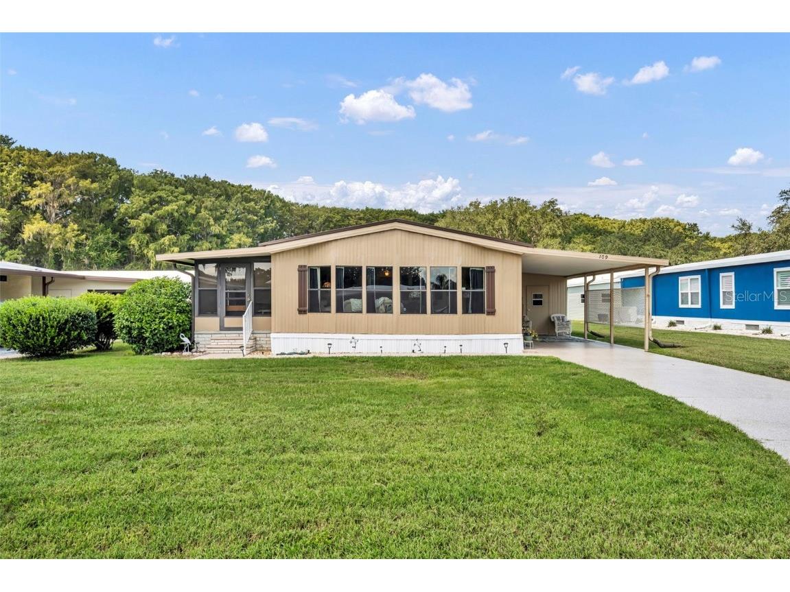 109 Lyonia Lane Wildwood FL 34785 - LAKE OKAHUMPKA G5101543 image2