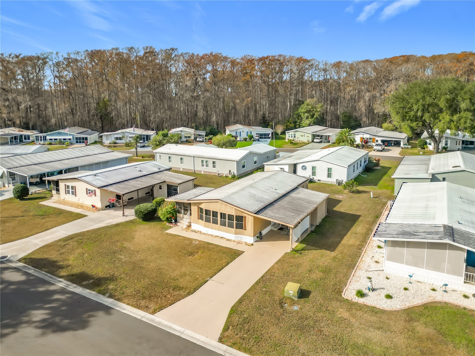 109 Lyonia Lane Wildwood FL 34785 - LAKE OKAHUMPKA N6142370 image4