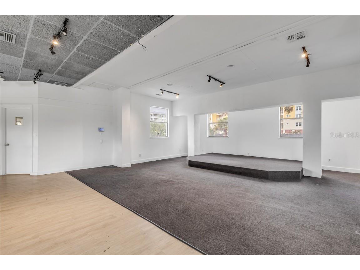 109 N Causeway New Smyrna Beach FL 32169 NS1086820 image21