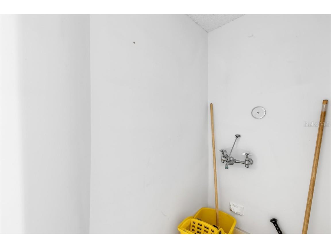 109 N Causeway New Smyrna Beach FL 32169 NS1086820 image37