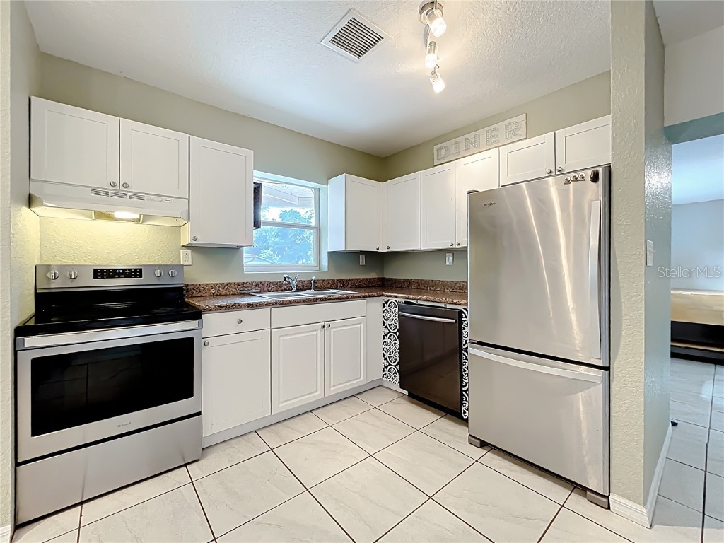 109 N Oakland Street Leesburg FL 34748 O6348065 image11